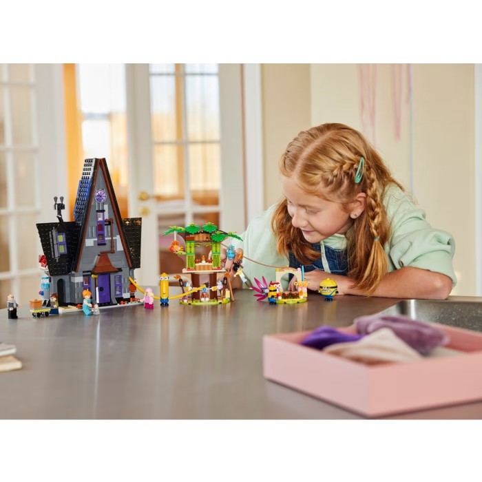 LEGO Minions Gru's Family Mansion