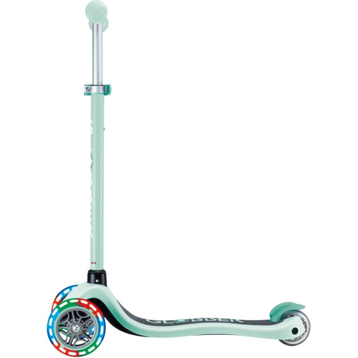Globber Scooter Primo Lights V2 Dark Mint