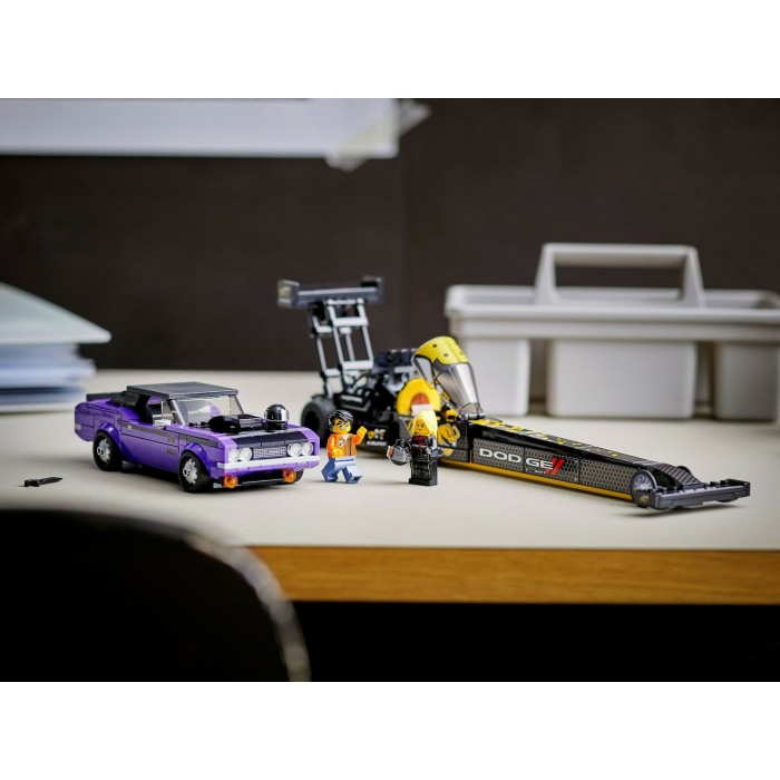 Lego Speed Champions: Mopar Dodge//SRT Top Fuel Dragster and 1970 Dodge Challenger T/A για 8+ ετών